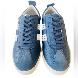 New without tag The Q1905 Medal sneaker, Denim Blue, size EU 40.